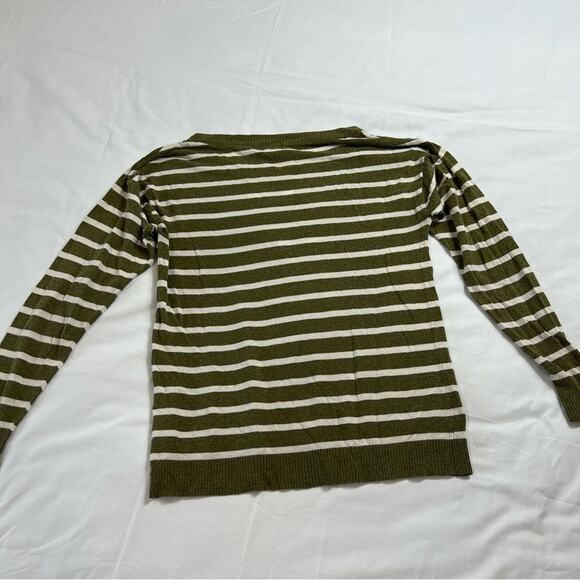 Central Park West Women's Medium Striped Green Crewneck Sweater - Picture 4 of 5
